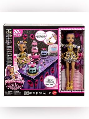 Mattel Monster High Cake Decorating Playset in Pink, Purple, Black and Aqua